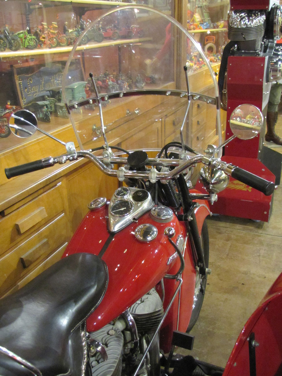 1946-Indian-Chief_11