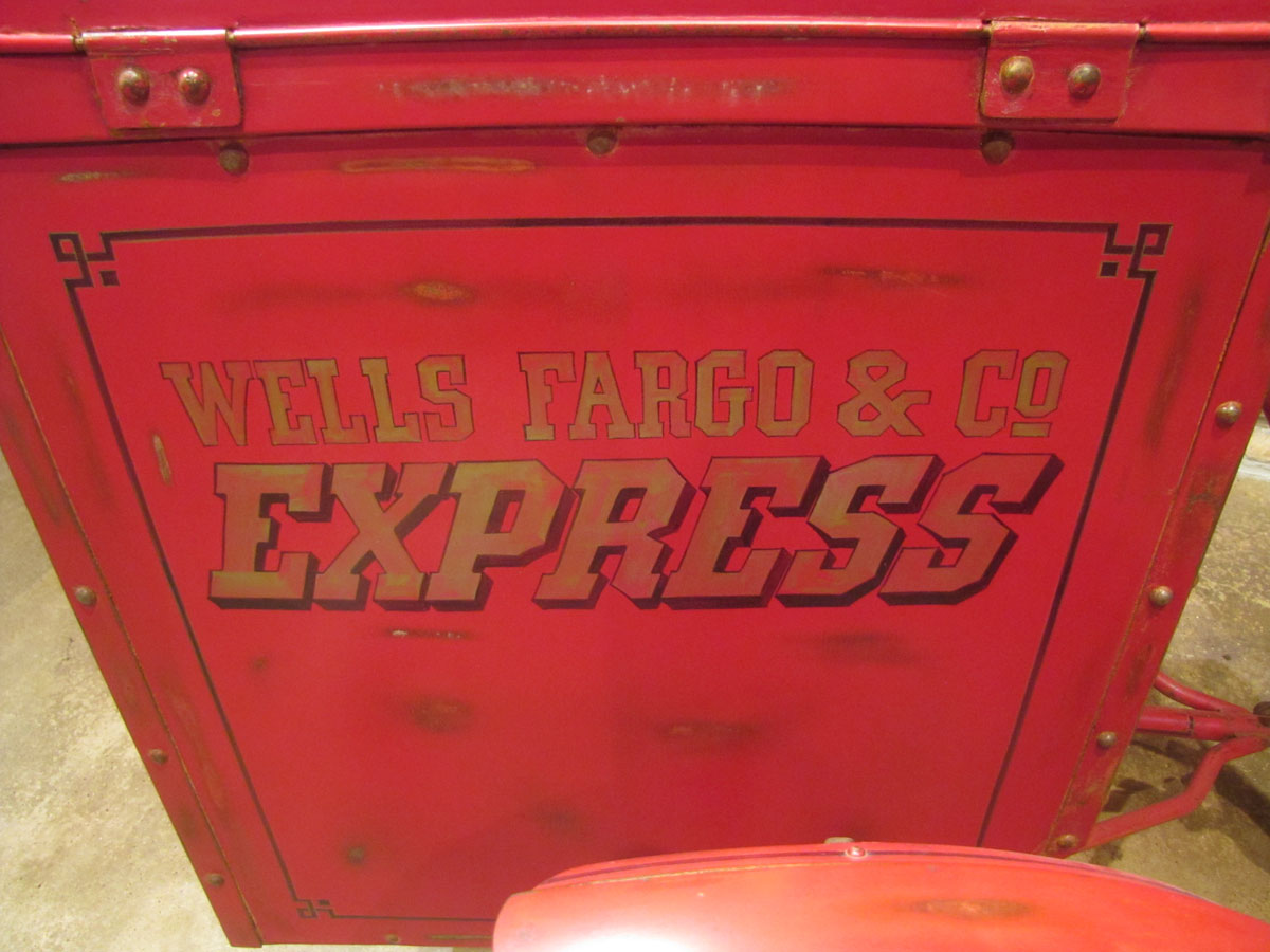 1912-wells-fargo-delivery-three-wheeler_8